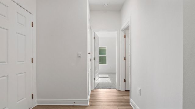 16 Gray Owl Drive, Freeport, FL 32439