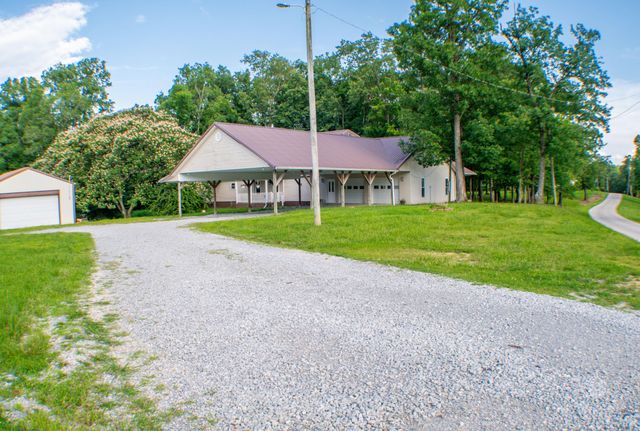 1068 Spring Road Road, Wallingford, KY 41093