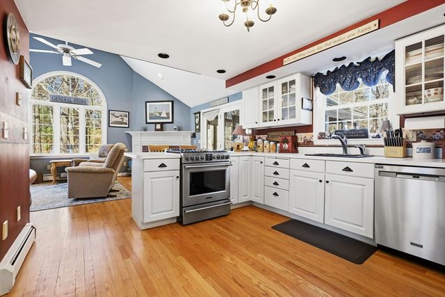 2 Tiger Row, Georgetown, MA 01833