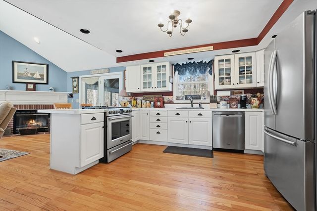2 Tiger Row, Georgetown, MA 01833