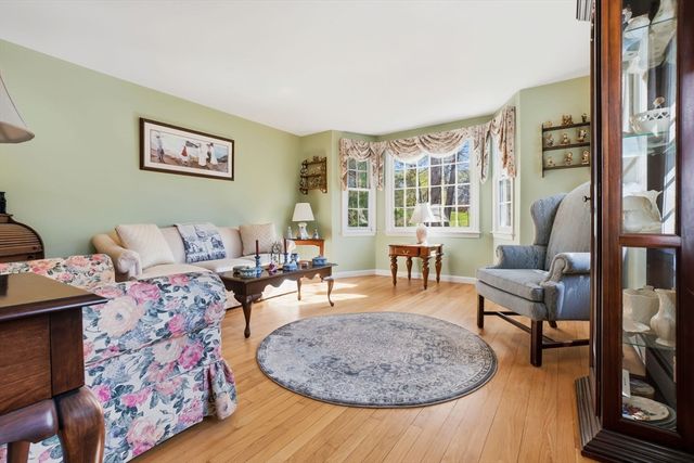 2 Tiger Row, Georgetown, MA 01833