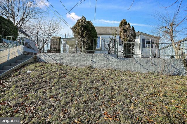 5804 63RD PL, Riverdale, MD 20737