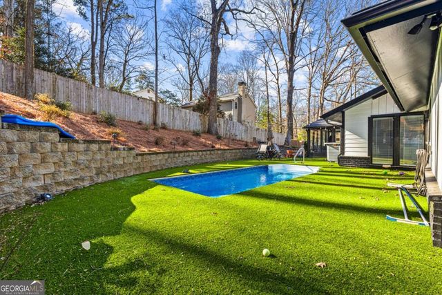 915 Lost Forest Drive NW, Atlanta, GA 30328
