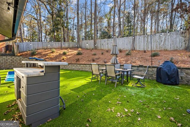 915 Lost Forest Drive NW, Atlanta, GA 30328