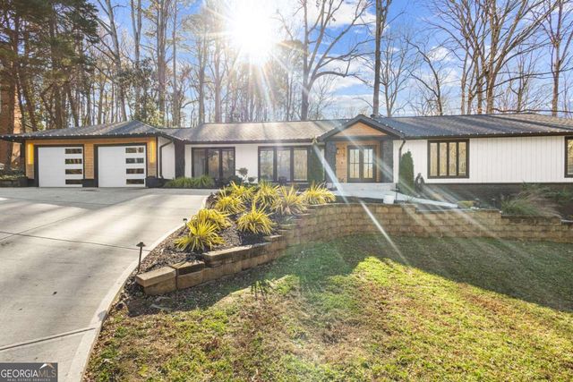 915 Lost Forest Drive NW, Atlanta, GA 30328