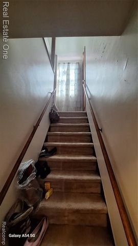 7650 Heyden Street, Detroit, MI 48228