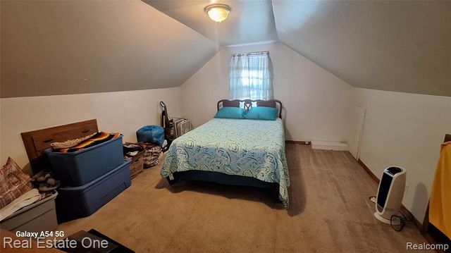 7650 Heyden Street, Detroit, MI 48228