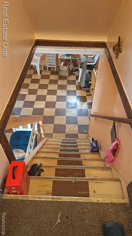 7650 Heyden Street, Detroit, MI 48228