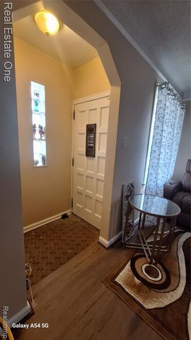 7650 Heyden Street, Detroit, MI 48228