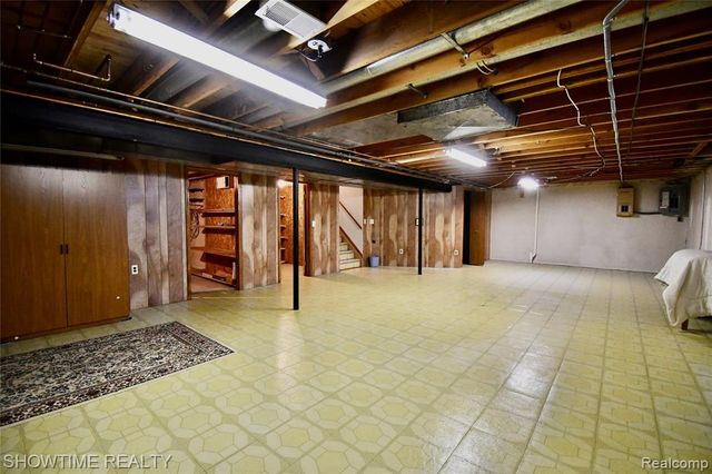 19017 Marisa Drive, Clinton Township, MI 48038