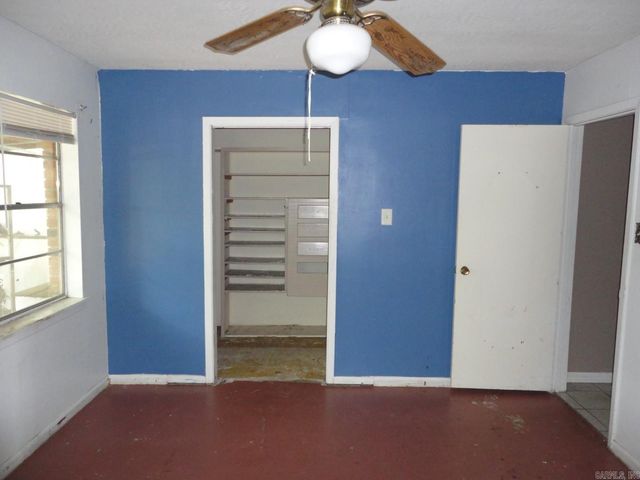 553 W Clearwater Drive, Sheridan, AR 72150