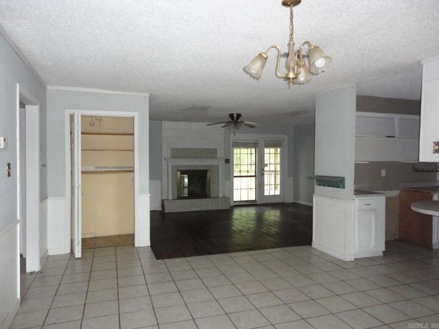 553 W Clearwater Drive, Sheridan, AR 72150