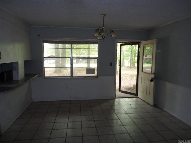 553 W Clearwater Drive, Sheridan, AR 72150