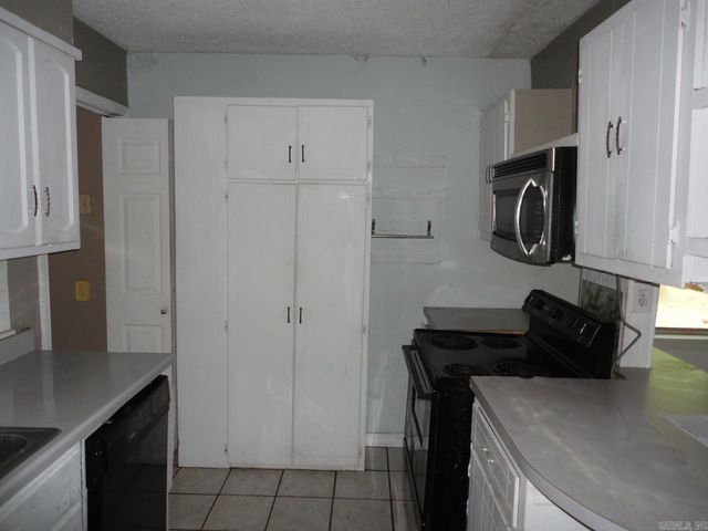 553 W Clearwater Drive, Sheridan, AR 72150