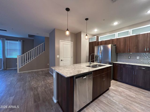 2329 E HIDALGO Avenue, Phoenix, AZ 85040