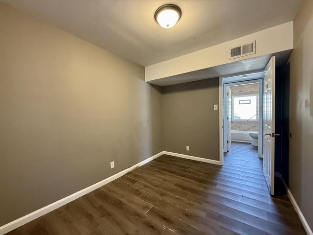 4889 N 24th STREET, Milwaukee, WI 53209