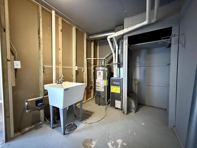 4889 N 24th STREET, Milwaukee, WI 53209