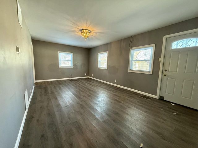 4889 N 24th STREET, Milwaukee, WI 53209