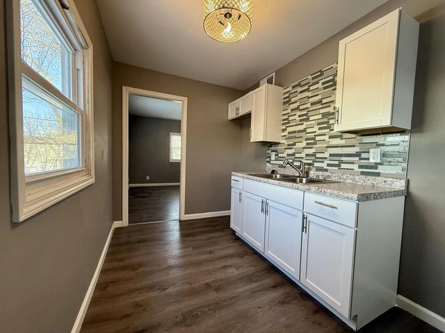 4889 N 24th STREET, Milwaukee, WI 53209