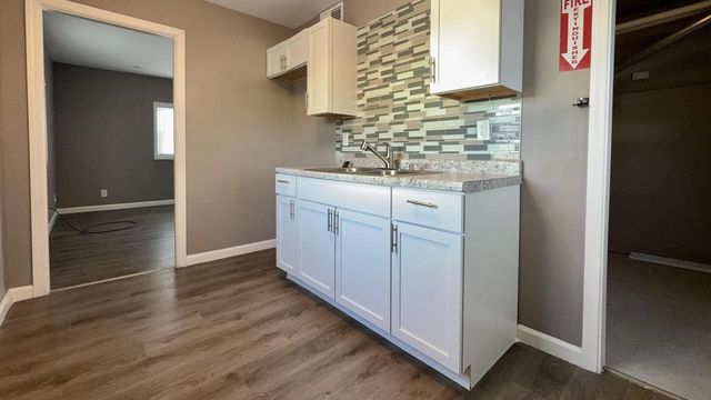 4889 N 24th STREET, Milwaukee, WI 53209