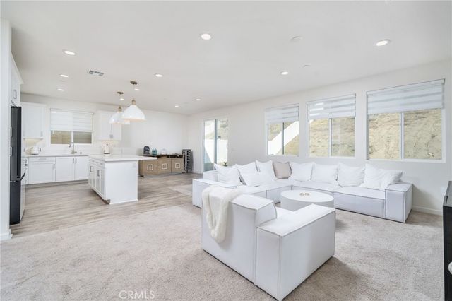 32439 Prairie Crossing Drive, Winchester, CA 92596