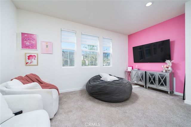 32439 Prairie Crossing Drive, Winchester, CA 92596