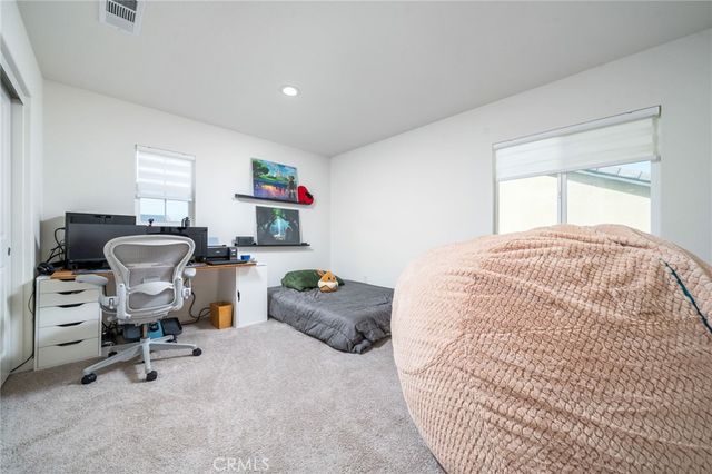 32439 Prairie Crossing Drive, Winchester, CA 92596