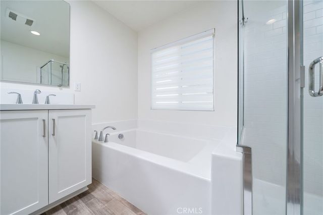 32439 Prairie Crossing Drive, Winchester, CA 92596