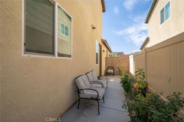 32439 Prairie Crossing Drive, Winchester, CA 92596