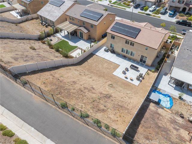 32439 Prairie Crossing Drive, Winchester, CA 92596