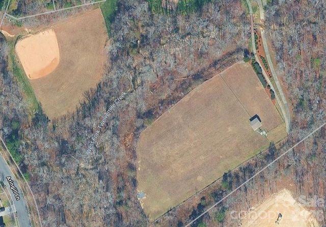 1004 Hawker Road, Matthews, NC 28104