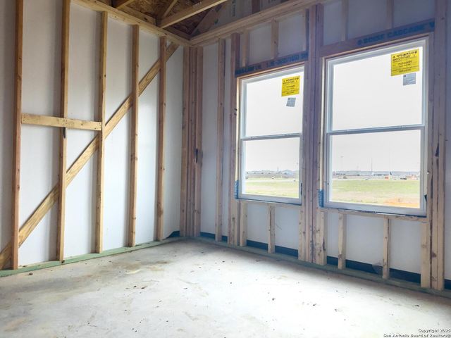 1409 Burrs Ferry Ct, Seguin, TX 78155