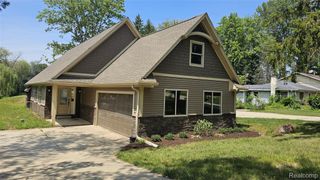 9170 River Valley Road, Hamburg Township, MI 48116