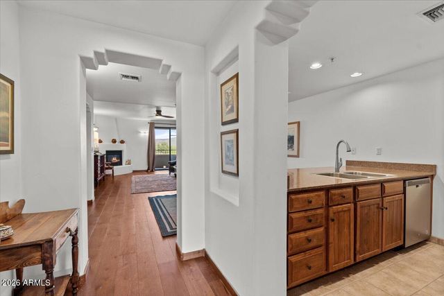 36601 N MULE TRAIN Road C16, Carefree, AZ 85377