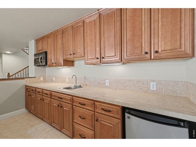 8245 Hidden Cove Ct, Windsor, CO 80528