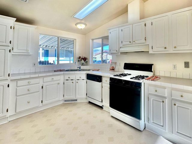 5830 Robin Hill Drive 30, Lakeport, CA 95453