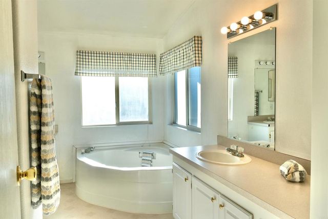 5830 Robin Hill Drive 30, Lakeport, CA 95453