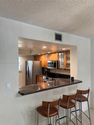 16141 Blatt Boulevard 408, Weston, FL 33326