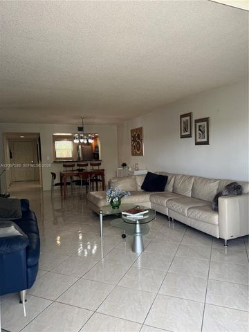 16141 Blatt Boulevard 408, Weston, FL 33326