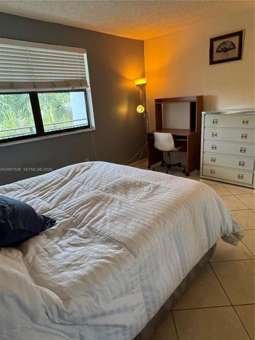 16141 Blatt Boulevard 408, Weston, FL 33326