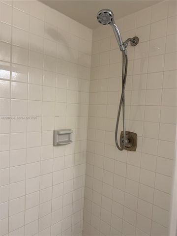 16141 Blatt Boulevard 408, Weston, FL 33326