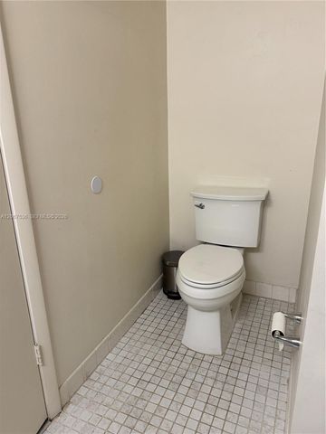 16141 Blatt Boulevard 408, Weston, FL 33326