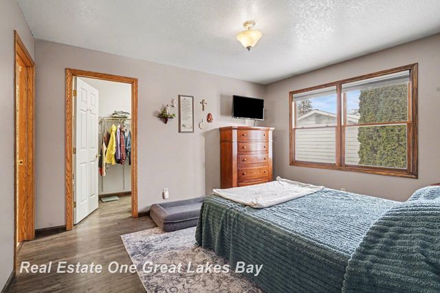 405 Swanson Road, Saginaw, MI 48609