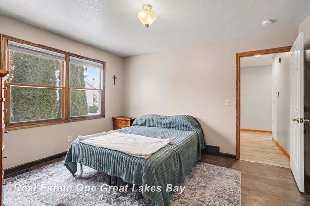 405 Swanson Road, Saginaw, MI 48609