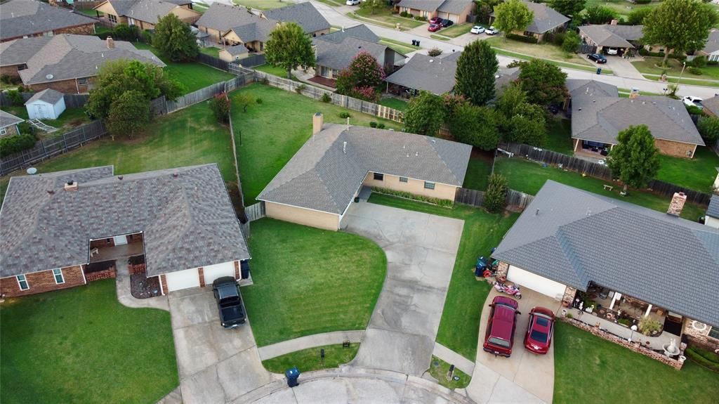 1405 Lincolnshire Road, Oklahoma City, OK 73159