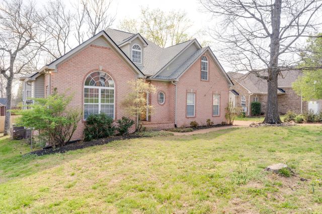 109 Ridgeview Trce, Hendersonville, TN 37075