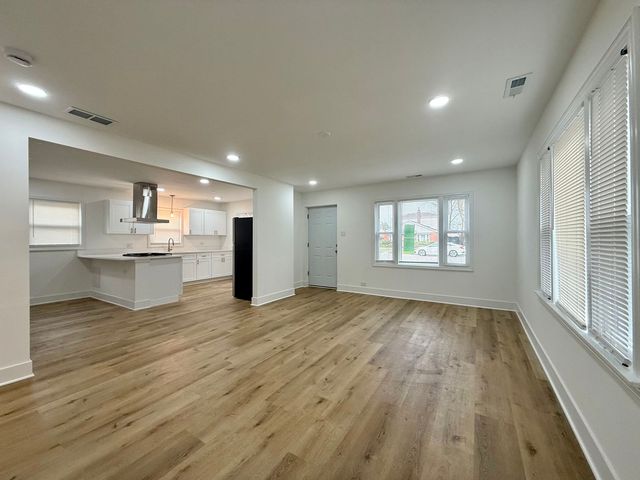 14916 Langley Avenue, Dolton, IL 60419