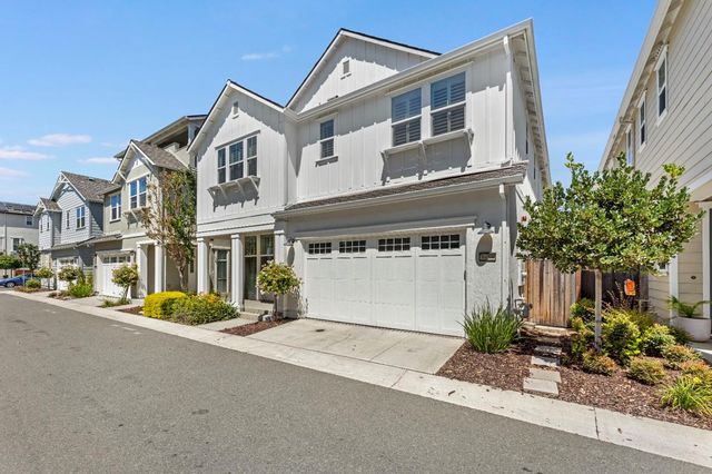 8459 Peninsula Way, Newark, CA 94560