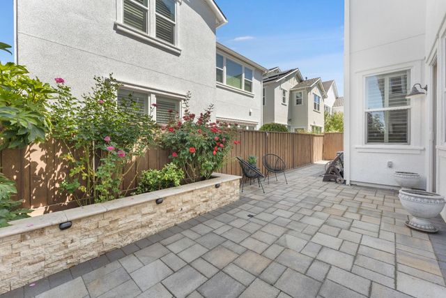 8459 Peninsula Way, Newark, CA 94560