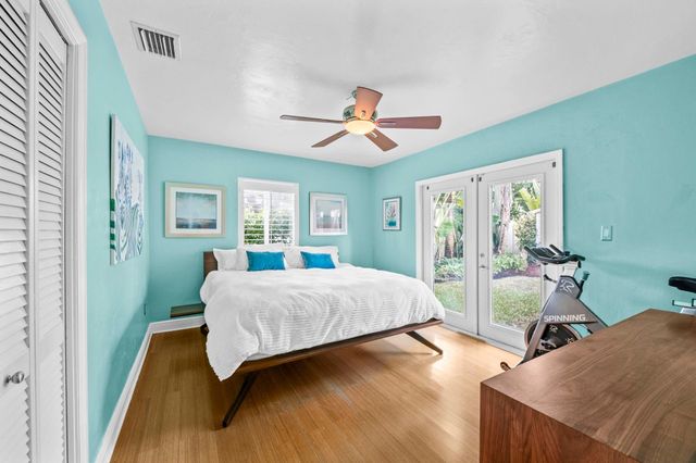 1815 N Victoria Park Road, Fort Lauderdale, FL 33305